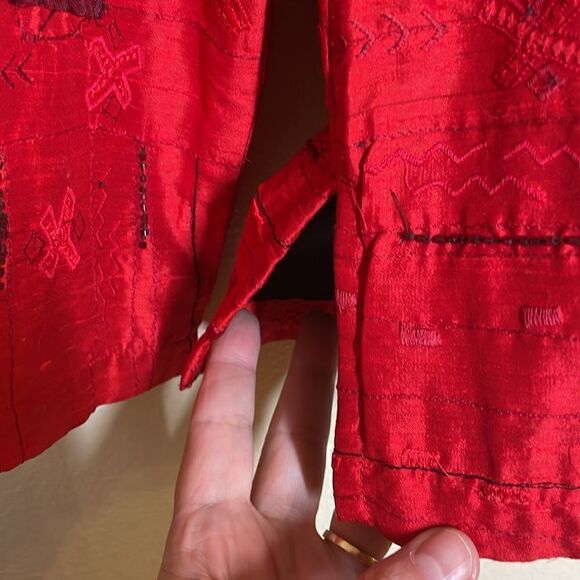 Vintage CHICO'S Women’s Patchwork Red & Black SILK Jacket size Small - Picture 5 of 9